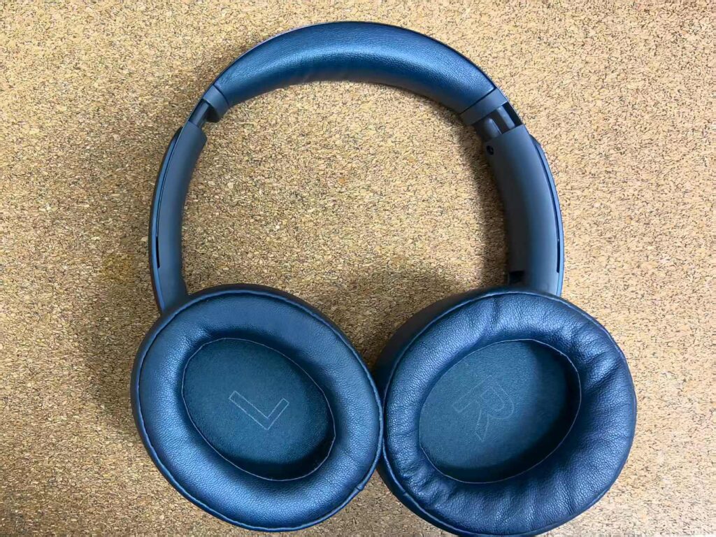 Soundcore Life Q30 Back