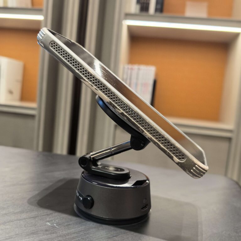 LISEN Phone Holder Test on Desk- Holding Test